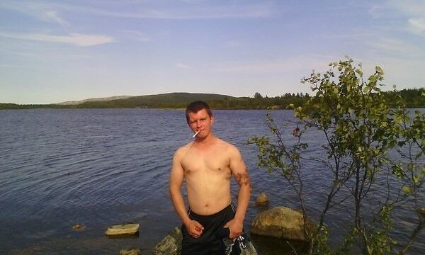  ,   Alex, 43 ,   