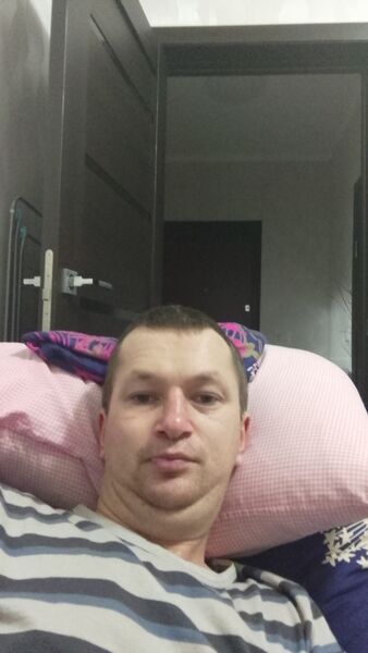  ,   Artem, 33 ,   ,   