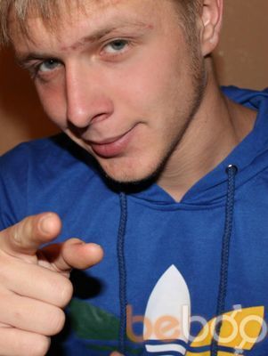  ,   Anton, 32 ,   