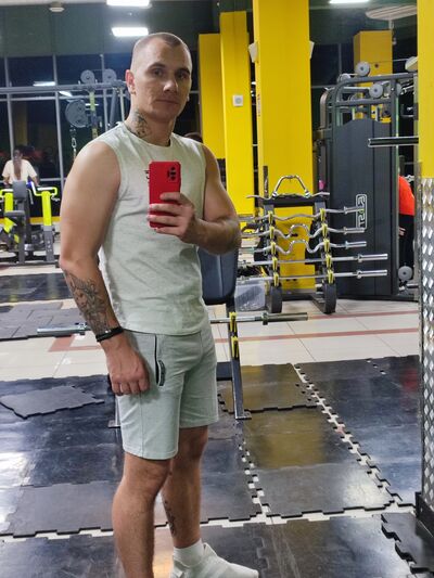  ,   Alexander, 29 ,   ,   