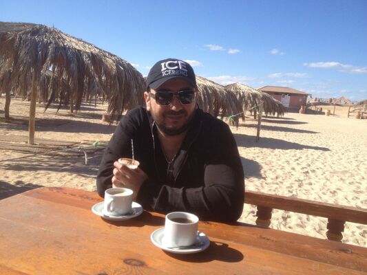  ,   Garik, 40 ,   ,   