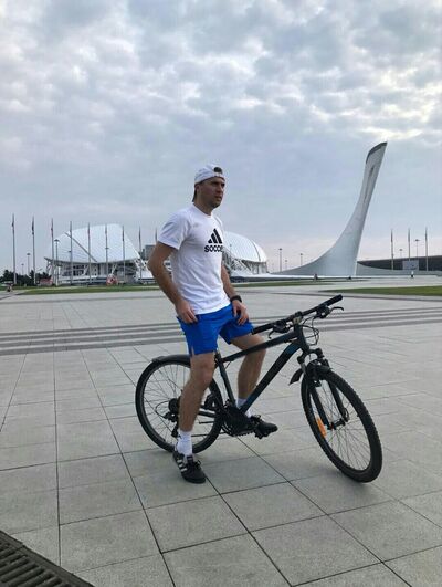  ,   Alex, 41 ,   ,   , c 