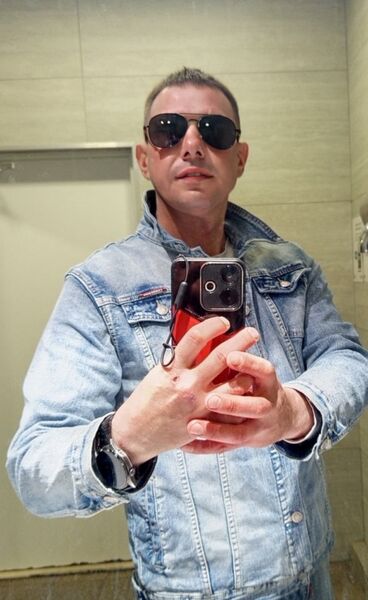  ,   Maxim, 39 ,   ,   , c , 