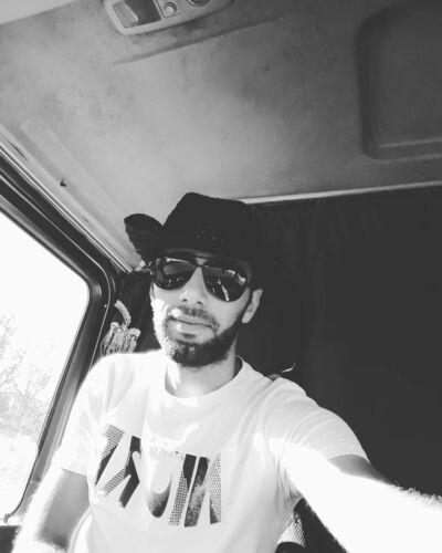  -,   Artur, 33 ,   ,   