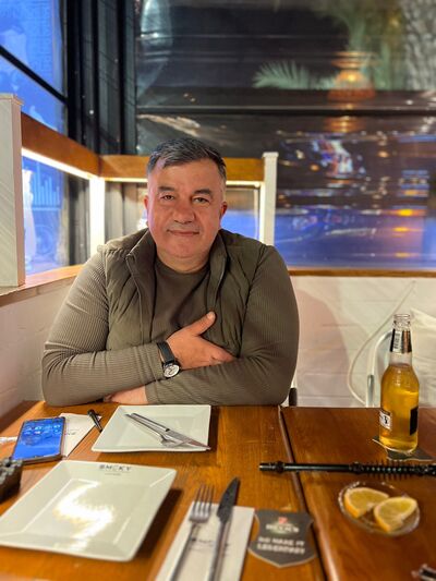  ,   Erik, 49 ,   ,   