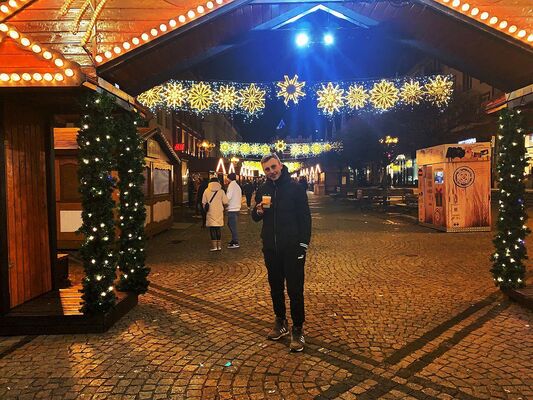  ,   Dmitriy, 33 ,   c 