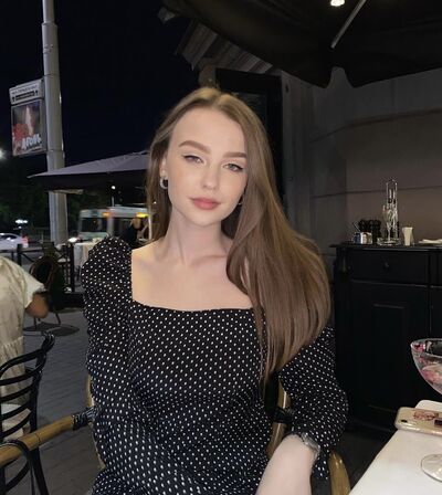  ,   Veronica, 25 ,   ,   