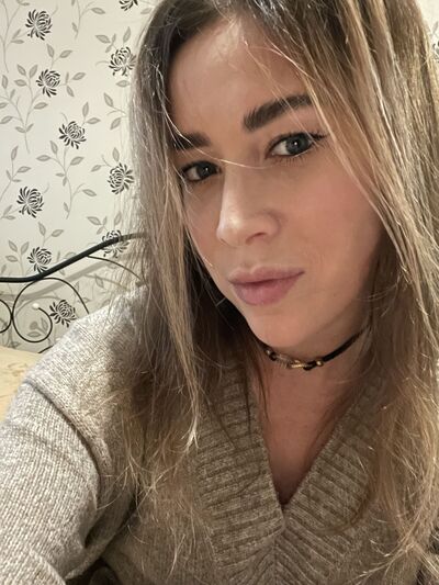  ,   Anna, 38 ,   ,   