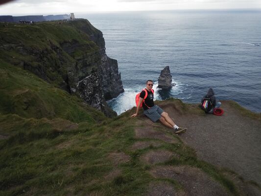  ,   Jevgenij, 38 ,   c 