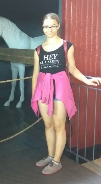  ,   Ana, 25 ,   ,   , c 