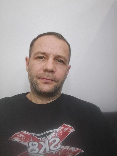  ,   Stas, 46 ,   ,   