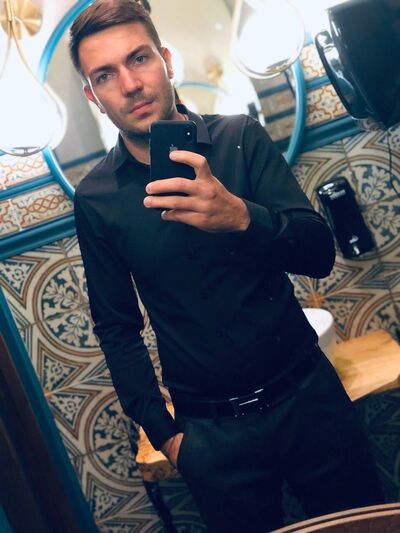  ,   Viktor, 29 ,   ,   