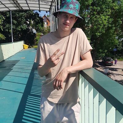  ,   GARIK, 23 ,   ,   , c , 