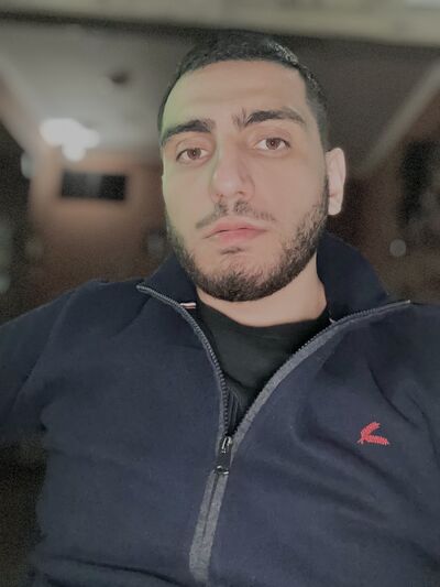  ,   Arthur, 32 ,   ,   , 