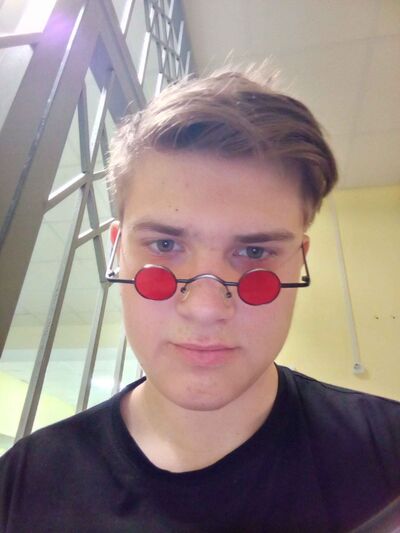   ,   Artyom, 19 ,   ,   
