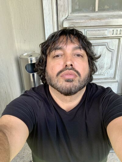  ,   Bobi, 39 ,   ,   