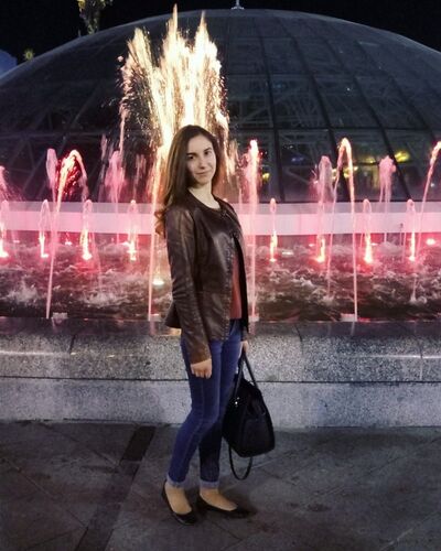  ,   Sia, 28 ,   ,   , c 