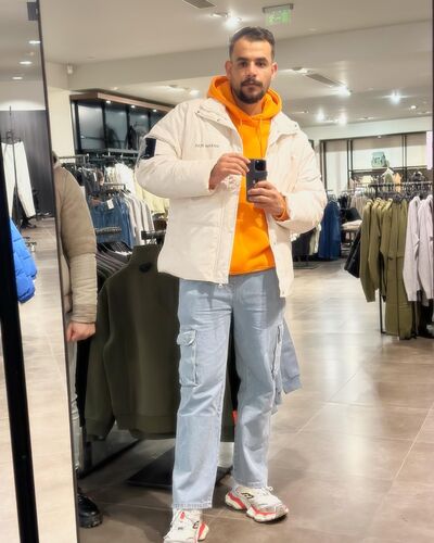  ,   , 28 ,   ,   