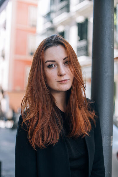  --,   , 42 ,   