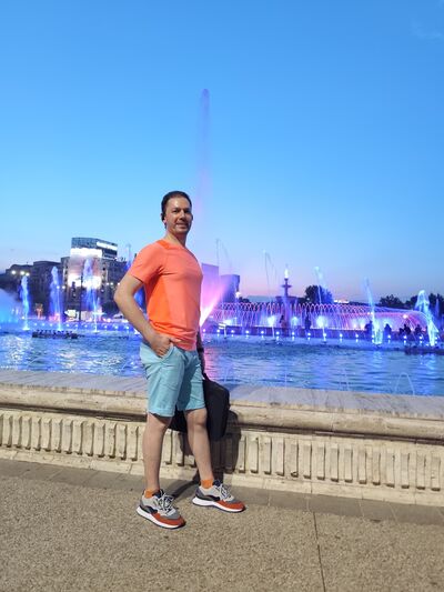  ,   Julian, 36 ,   ,   