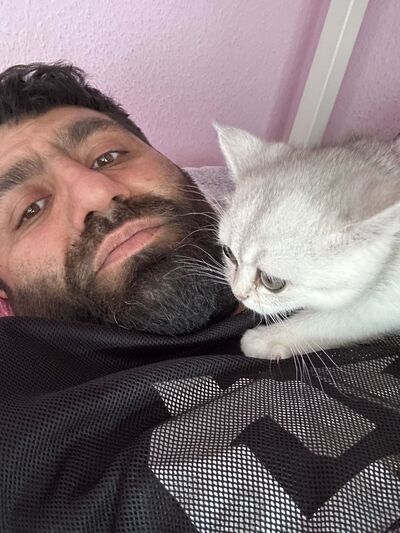  Neumunster,   Mikayil, 42 ,   ,   , c 