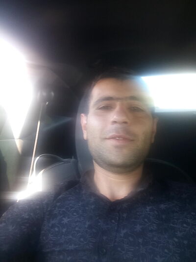  ,   Narek, 34 ,  