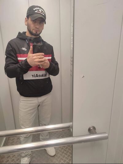  ,   Akbar, 26 ,   ,   