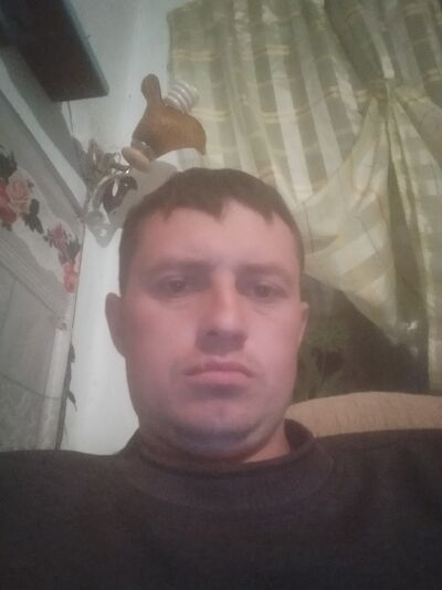 ,   Kirill, 32 ,   ,   