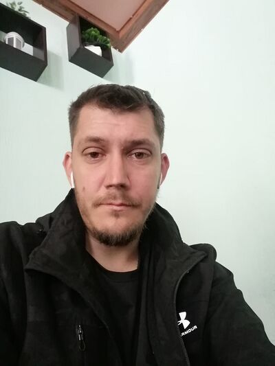  ,   Alik, 39 ,   ,   