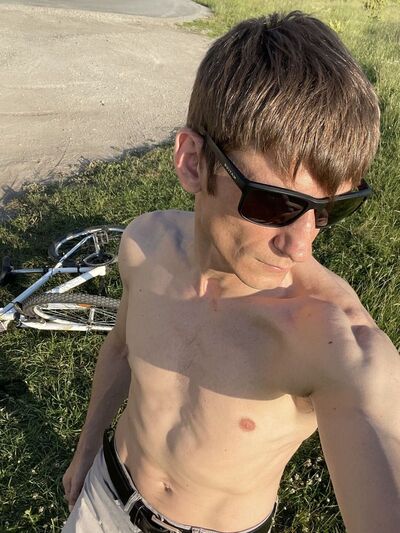  ,   Jevgeni, 38 ,   ,   