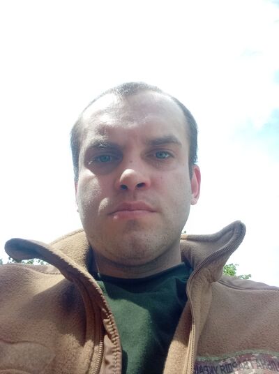  ,   Adrian, 27 ,   ,   , c , 