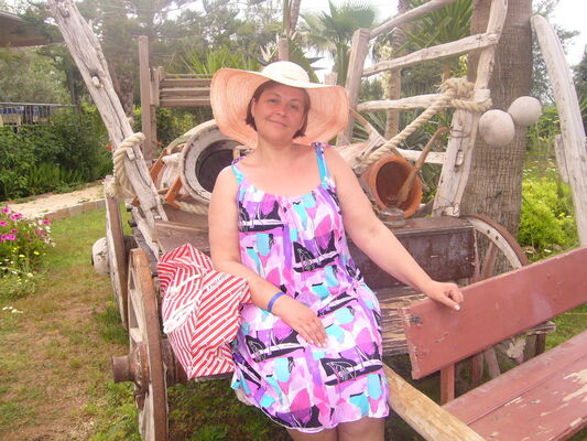  ,   Olga, 60 ,  