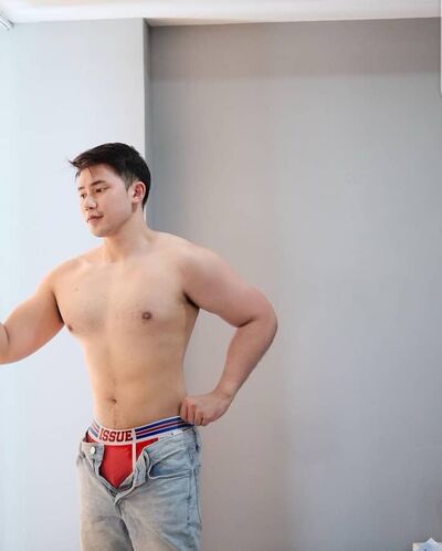  ,   Chung Alex, 40 ,   ,   