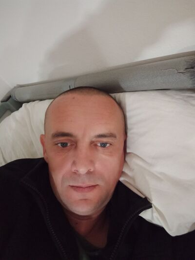  Modrice,   , 43 ,     , c 