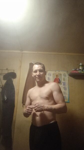  ,   Wadim, 33 ,   ,   