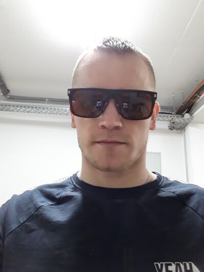  ,   Alex, 31 ,   ,   , c , 