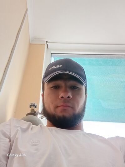  ,   Ilgorjon, 25 ,   ,   