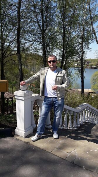  ,   Ruslan, 42 ,   ,   , c 