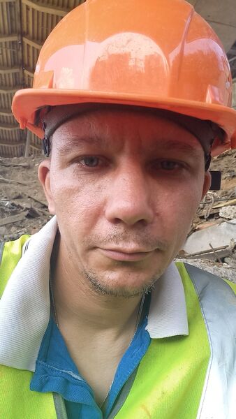  ,   Mixail, 40 ,   ,   , c 