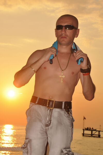  ,   Dima, 47 ,   ,   , c , 