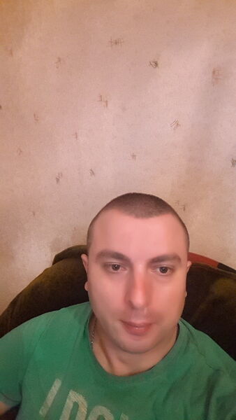  ,   Gigilo, 42 ,   