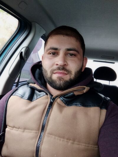  ,   Arman, 31 ,   ,   