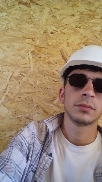  ,   Gabriel, 24 ,   ,   