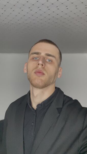  ,   George, 23 ,   ,   