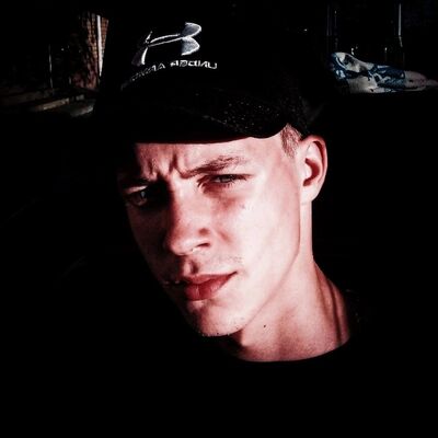  ,   Igor, 25 ,   ,   , c , 