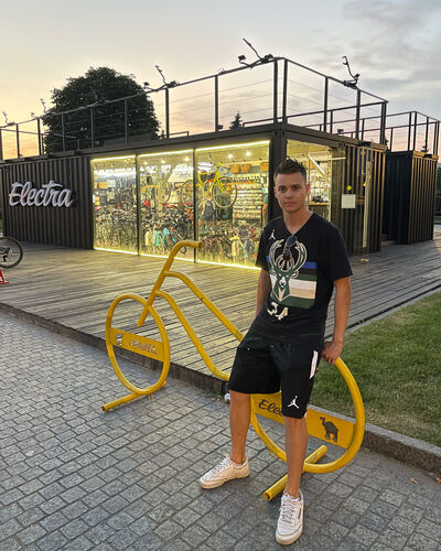  New York City,   , 29 ,   ,   