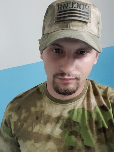  ,   Oriks, 27 ,   ,   , c 
