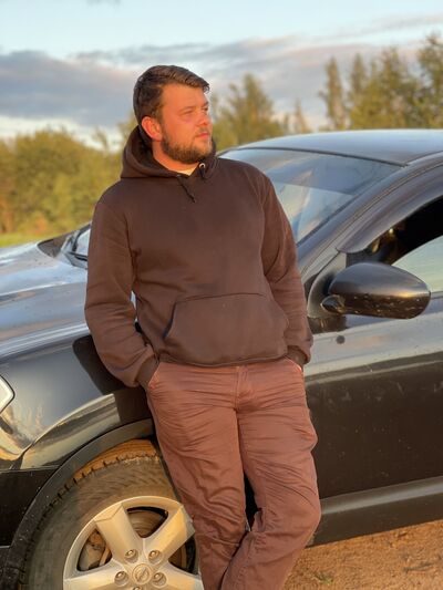   ,   Denis, 28 ,   ,   