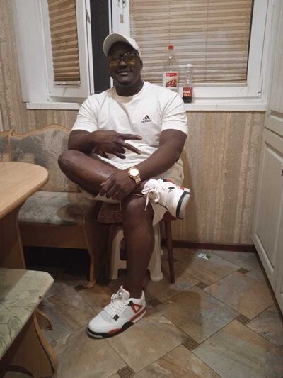  Banghazi,   Leandys, 25 ,   ,   
