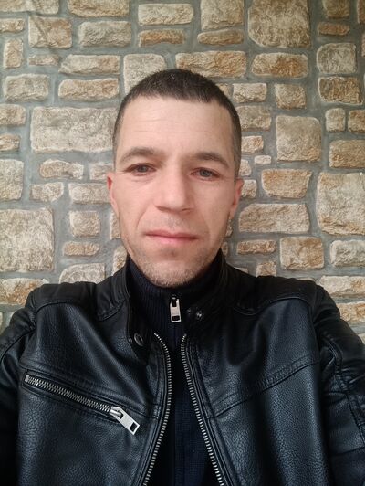  ,   Simion, 41 ,   ,   